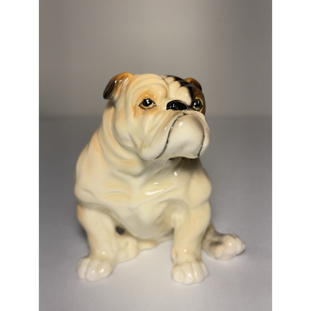 English Bulldog Figurine 4" Vintage Ceramic Porcelain Shiny Sitting Dog